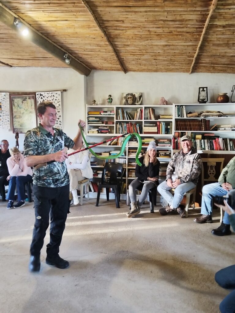 snake-handling-course