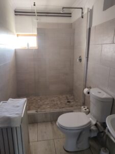 verandah-bathroom